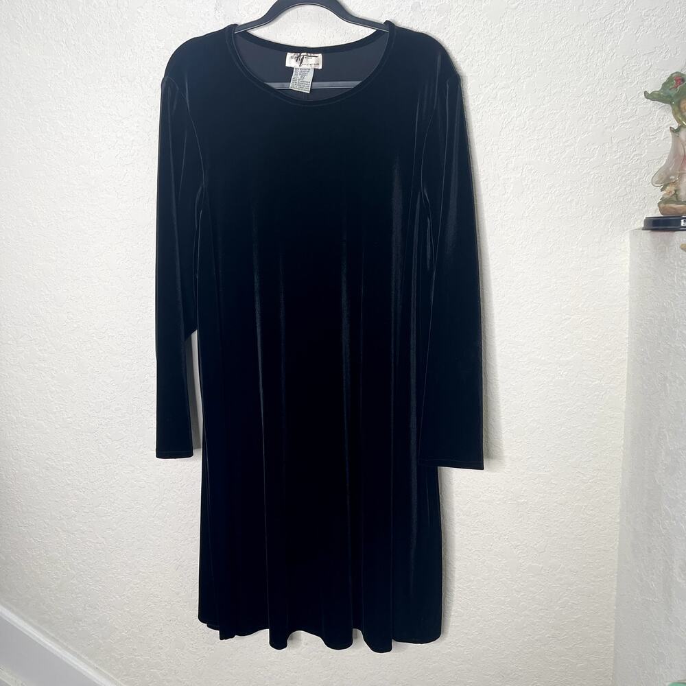 Vintage 90s Alix Taylor Black Velvet Swing Dress Size 20 Plus Long Sleeve Goth